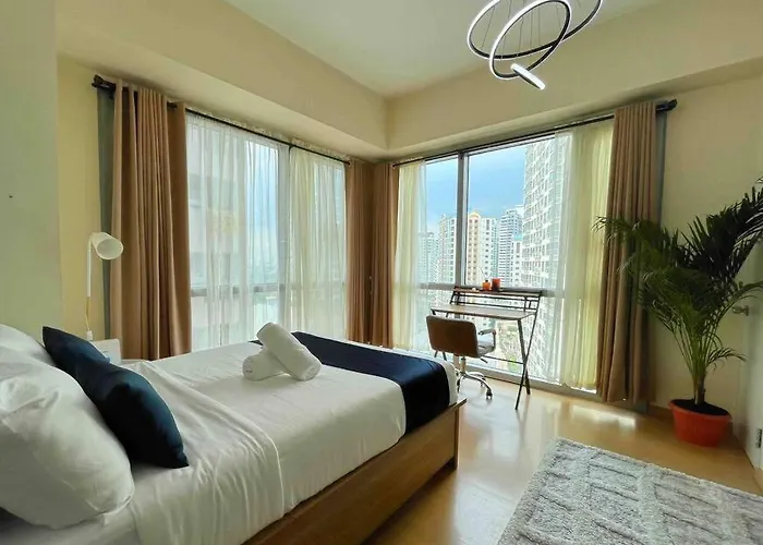 Avant At The Fort 2Br Bgc Cor Unit With Golf Course View * مانيلا