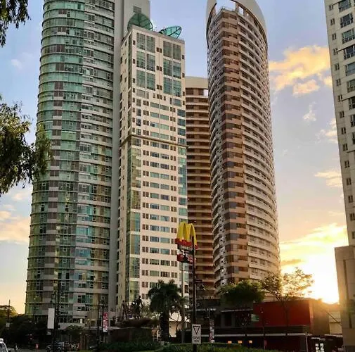 Avant At The Fort 2Br Bgc Cor Unit With Golf Course View * مانيلا