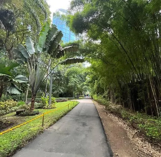Avant At The Fort 2Br Bgc Cor Unit With Golf Course View شقة مانيلا